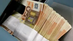 Galiu investuoti i barus/naktinius/striptizo klubus