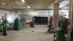 Parduodamas kardaninių velenų remonto baras