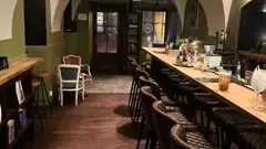 Parduodamas jaukus kokteilių baras Vilniaus senamiestyje