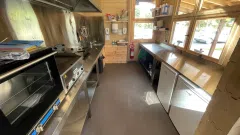 Parduodamas maisto prekybos paviljonas