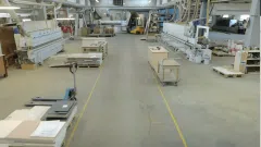 33 metus sėkmingai veikiantis baldų fabrikas su pilna infrastruktūra