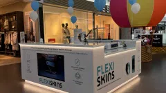Veikiantis FlexiSkins.lt verslas prekybos centruose (Kaunas, Šiauliai)