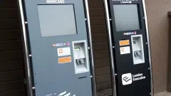 Parduodami reklaminiai touchscreen (lieciamu ekranu) stendai
