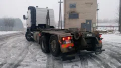 Transporto paslaugos hook-lift sunkvežimiais