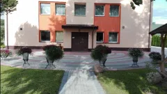 Parduodami svečių namai su veikiančiu verslu