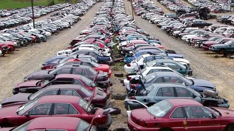 Pelningas, su įdirbiu naudotų Auto dalių prekybos projektas orientuotas į užsienio rinkas. - 1