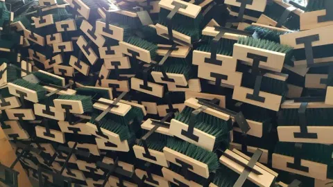 SKUBIAI PARDUODAMAS VERSLAS - SUMĄŽINOME KAINĄ - SEZONO PRADŽIA - 1