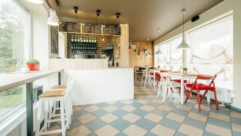 Parduodu veikiantį picerijos/burgerinės verslą - 1