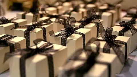Dovanų ir reklamos atributikos verslas - 1