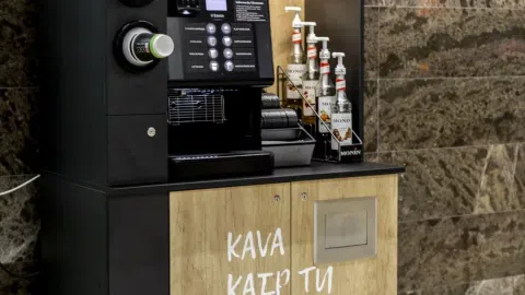 Tapk kavos stotelės savininku! - 1