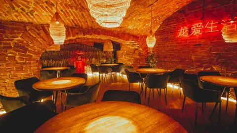 Parduodamas sėkmingai veikiantis gastrobaras/sushi baras su pilnai įrengtomis patalpomis - 1