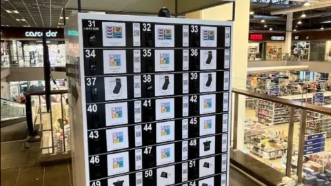 Pilnai paruoštas prekybos savitarnos terminalas pritaikomas įv. veiklai - 1