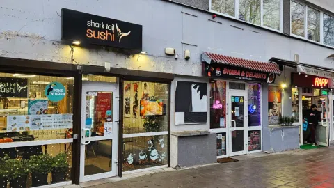 Sushi bar - 1