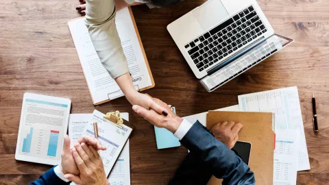 Perkame verslą nuo 500 tūkst.  iki 5 mil.  EUR apyvartos - 1
