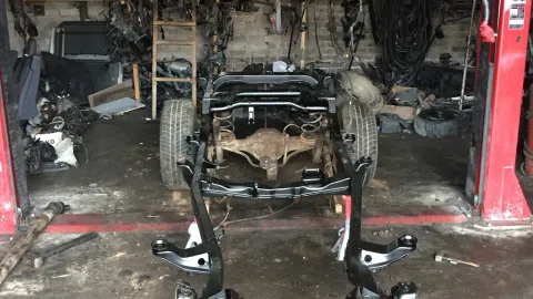 autoverslas remontas detaliu prekyba - 1