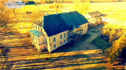 PARDUODAMI vienos turtingiausių ir įtakingiausių vokiečių žemvaldžių fon Ropų giminės dvaro rūmai. - 1