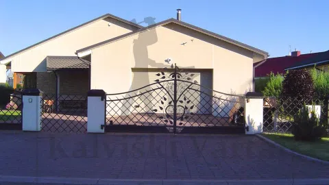 Kalviški vartai siūlo savo paslaugas - 1