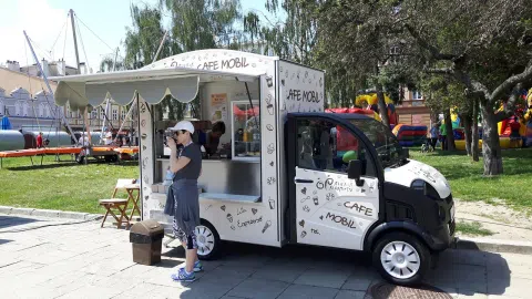 Kavos/maisto automobilis - 1