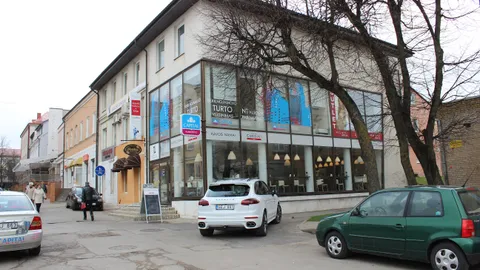 Komercines patalpos miesto Širdyje.