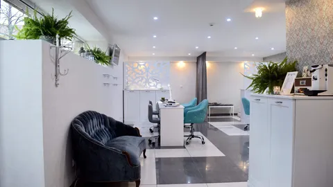 Grožio studija Palangoje ieško naujo savininko!