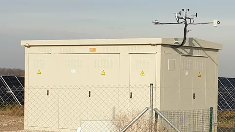 Parduodamos dvi mdulinės transformatorinės  po 1250 kVa. 10/ 690 aukštinantysis