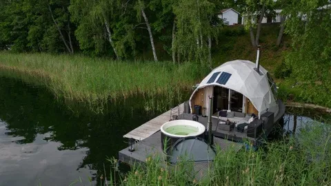 Parduodamas pelningas verslas/ Pramoginis poilsio laivas