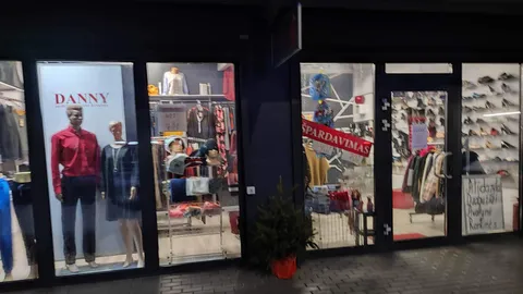 MB MOLĖTŲ GROŽIS (drabužiai,avalynė,rankinės, aksesuarai)