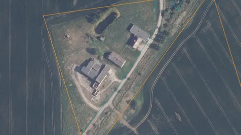 Parduodama gamybinė bazė