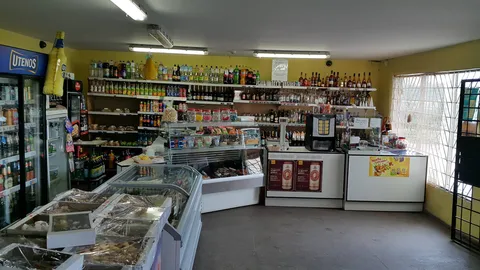 Maisto Prekių Parduotuvė netoli Utenos