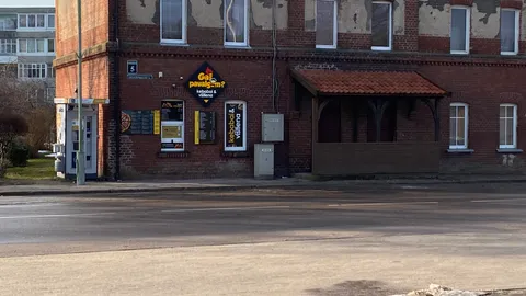 Parduodamos prekybos patalpos su verslu