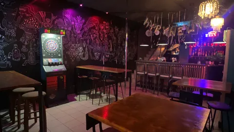 Parduodamas veikiantis verslas - baras