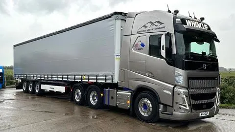 Ieškau partnerio transporto įmonei įkurti