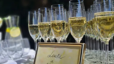 Šampano staliuko paslauga