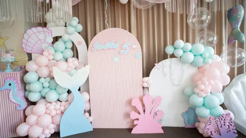 Parduodamas sėkmingai veikianti švenčių erdvė - verslas Kaune