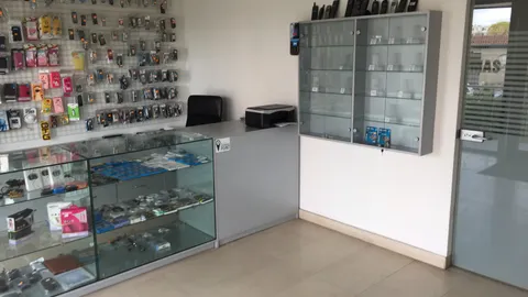 Parduodamas mobiliųjų telefonų verslas